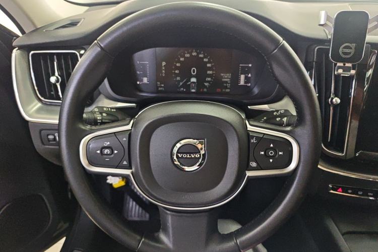 Used Volvo XC60 2018 T5 4x4 Zhiyi Edition