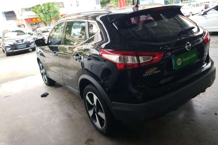 Used Nissan Qashqai 2016 2.0L CVT Luxury Edition
