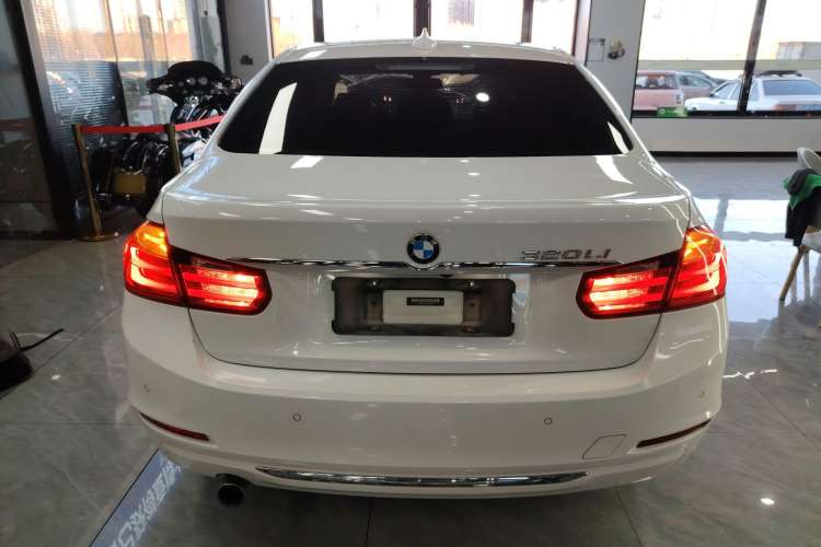Used BMW 3 Series 2015 320Li Fashion Model
