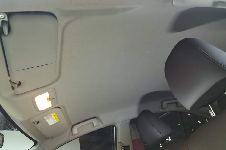 Used Toyota YARiS L 2022 1.5L CVT Leading PLUS Edition
