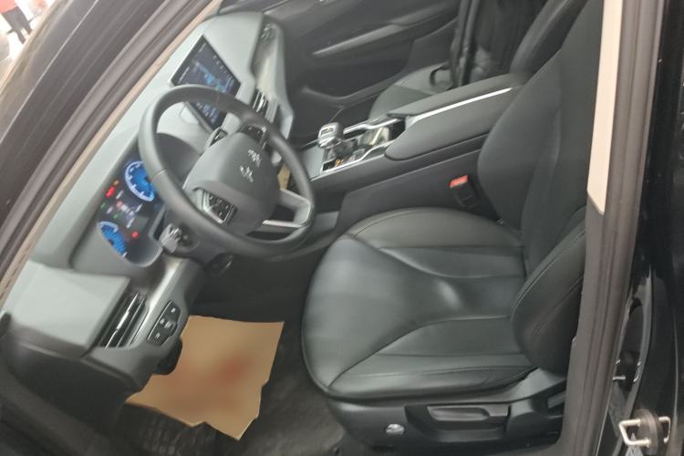 Used Hongqi E-QM5 2022 431 km Charge & Enjoy Edition
