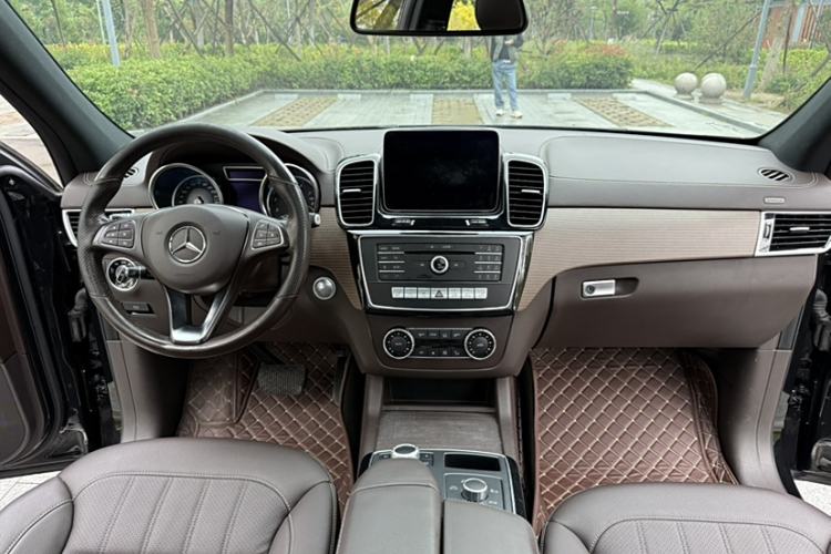 Used Mercedes-Benz GLE 2018 GLE 320 4MATIC Luxury Collection Edition
