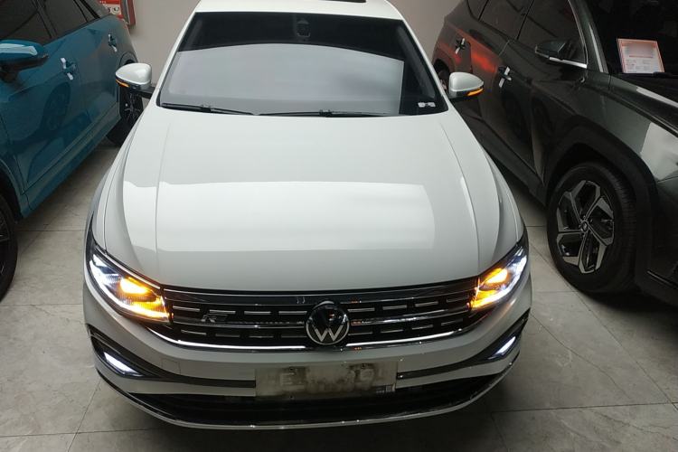 Used Volkswagen Bora 2023 200TSI DSG SmartDrive PRO Edition
