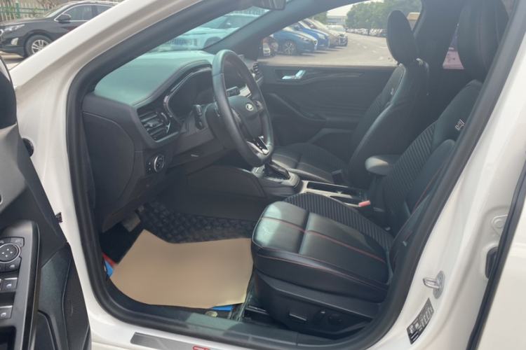 Used Ford Focus 2022 Hatchback EcoBoost 180 Automatic ST Line
