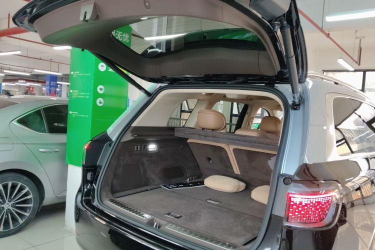 Used Hima AITO M9 2024 Range-Extended Ultra Version 52 kWh 5-Seater Model