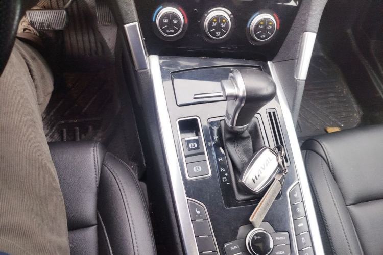 Used Haval H7 2016 Blue-Label H7 2.0T Automatic Luxury Model
