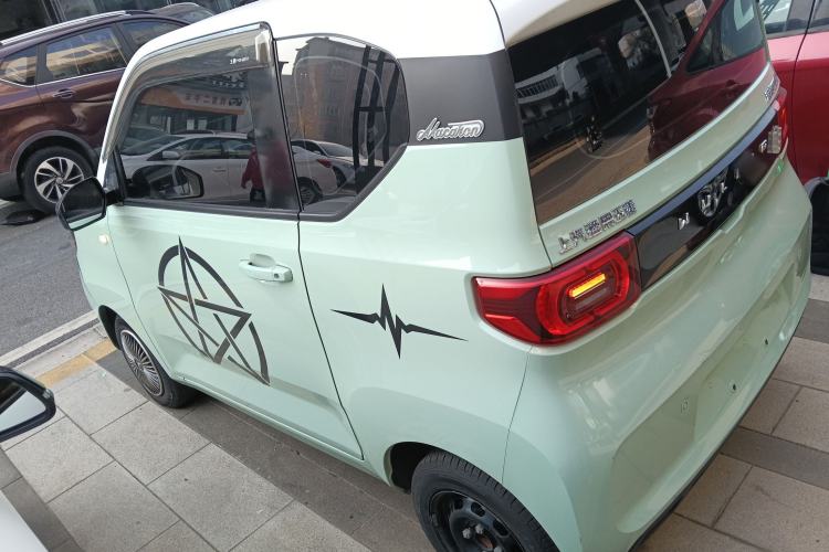 Used Wuling Hongguang MINIEV 2021 Macaron Premium Model – Lithium Iron Phosphate
