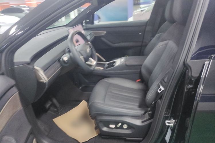 Used ONVO L60 2024 60 kWh Rear-Drive Version