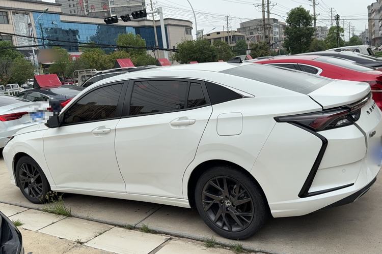 Used Dongfeng Aeolus Yixuan 2020 230T Automatic Glare-Proof Dark Knight Edition
