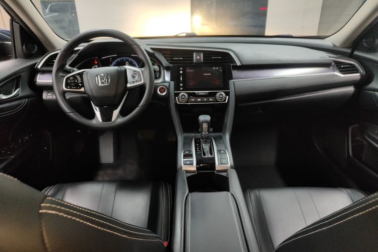 Used Honda Civic 2016 220TURBO CVT Luxury Edition

