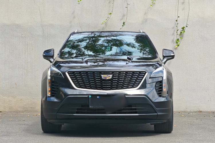 Used Cadillac XT4 2018 28T Two-Wheel Drive Tech Version