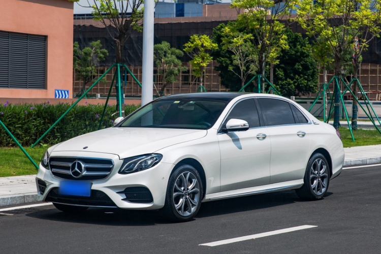 Used Mercedes-Benz E-Class 2020 E 300 L Sporty and Stylish Model

