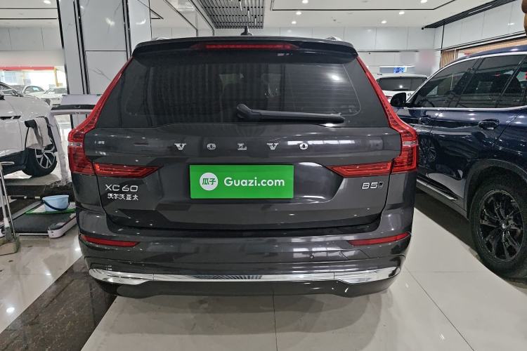 Used Volvo XC60 2024 B5 4x4 Smart Luxury Edition