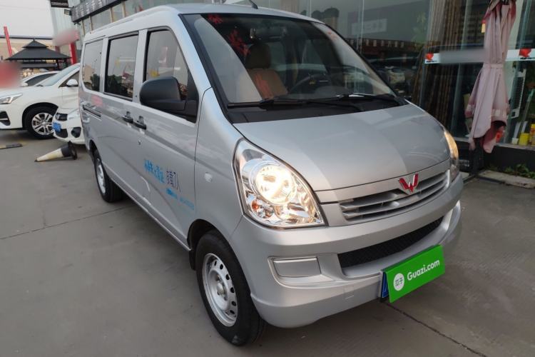Used Wuling Rongguang 2020 1.2L S Base Model China VI
