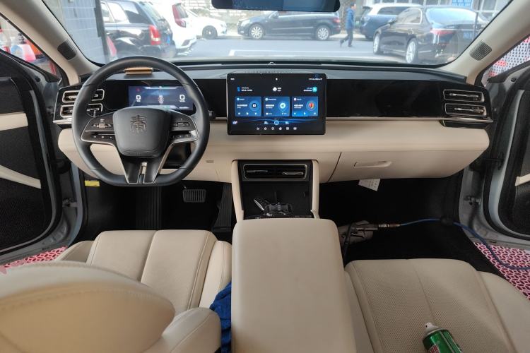 Used BYD Qin L 2024 DM-i 120KM Leading Model
