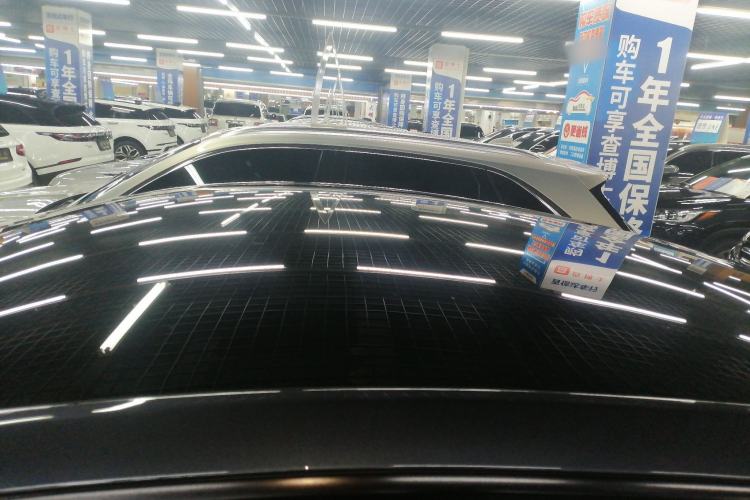 Used Tesla Model Y 2023 Long-Range All-Wheel-Drive Version
