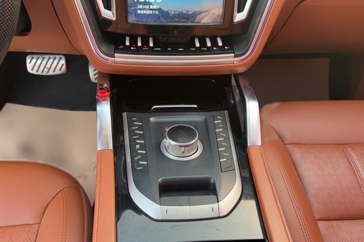 Used Zotye T700 2017 1.8T Dual-Clutch Prestige Model