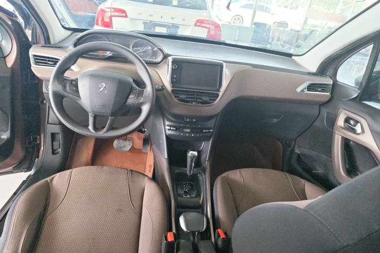 Used Peugeot 2008 2014 1.6L Automatic Fashion Edition
