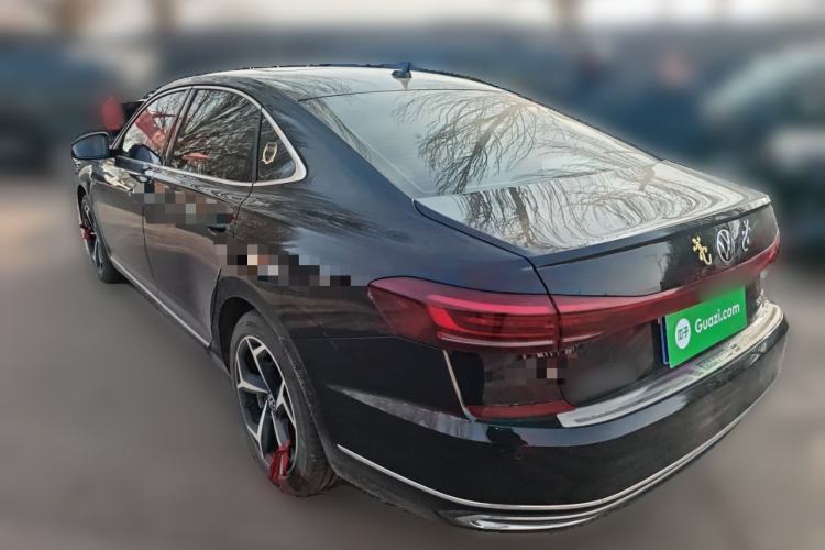 Used Volkswagen Passat 2025 Outstanding Model 380TSI Starry Dragon Edition
