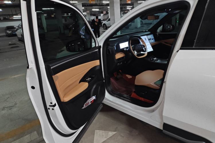 Used  L7 2024 1.5T 115 km PLUS Dragon Edition
