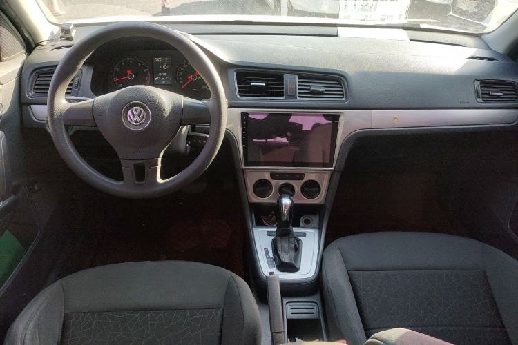 Used Volkswagen Lavida 2013 Revised Classic 1.6L Automatic Fashion Edition
