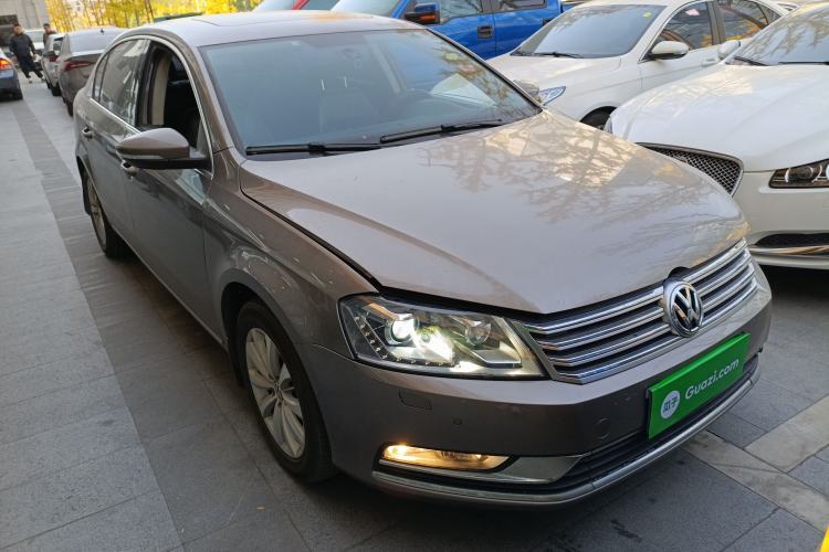 Used Volkswagen Magotan 2015 1.8TSI Luxury Model
