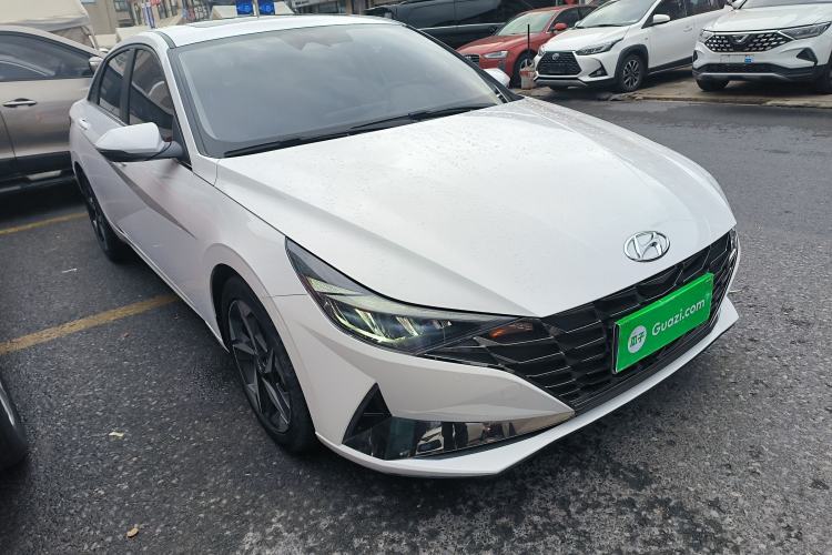 Used Hyundai Elantra 2022 1.5L CVT LUX Prestige Edition