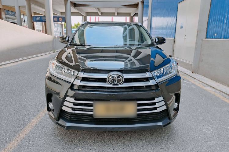 Used Toyota Highlander 2018 2.0T Four-Wheel Drive Luxury Version 7 Seats China VI Standard