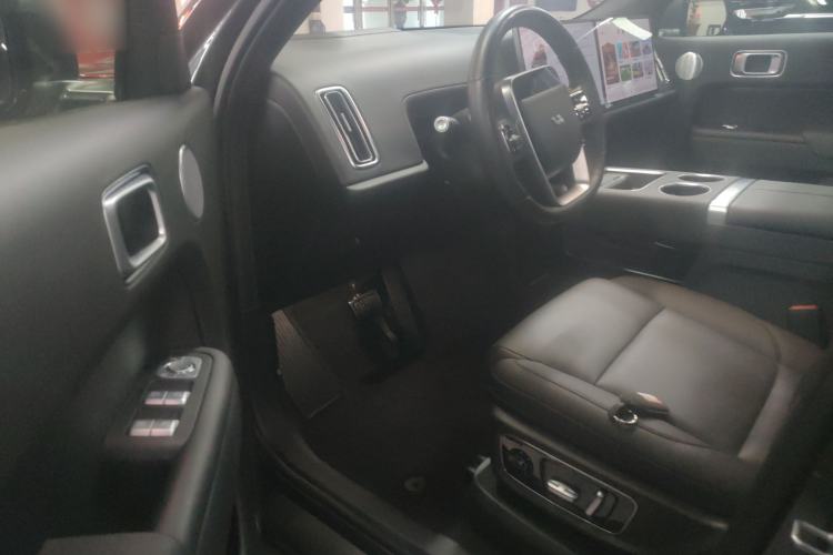 Used Li Auto L8 2023 Pro Model