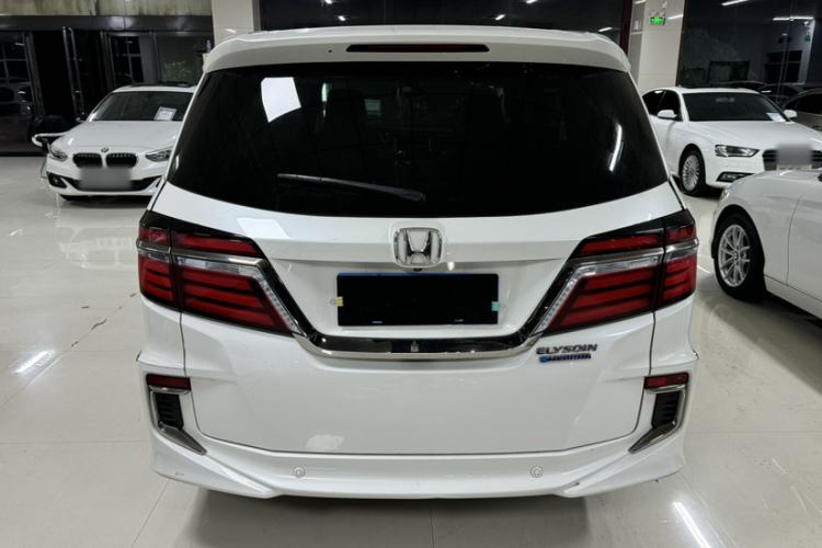 Used Honda Elysion 2019 2.0L Hybrid Luxury Edition
