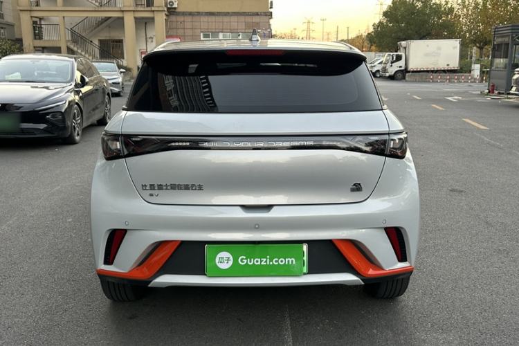 Used BYD Dolphin 2021 405 km Fashion Edition
