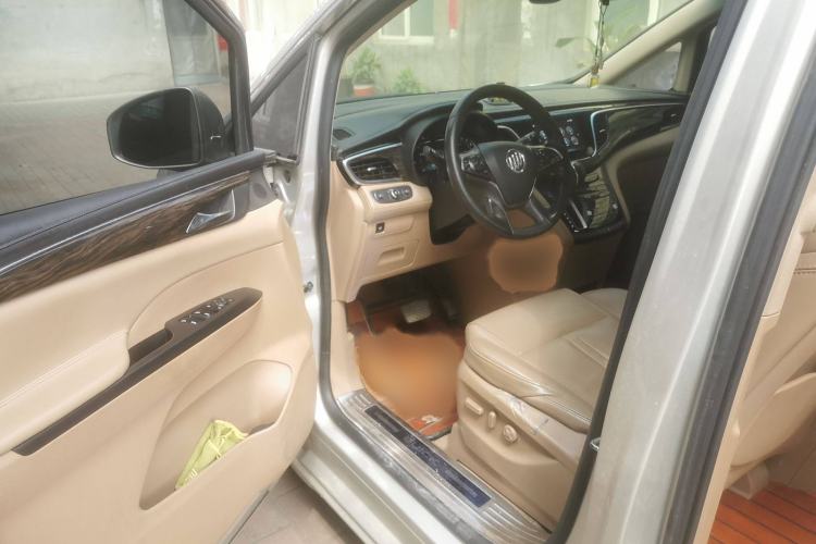 Used Buick GL8 2017 ES 28T Luxury Model China V Standard
