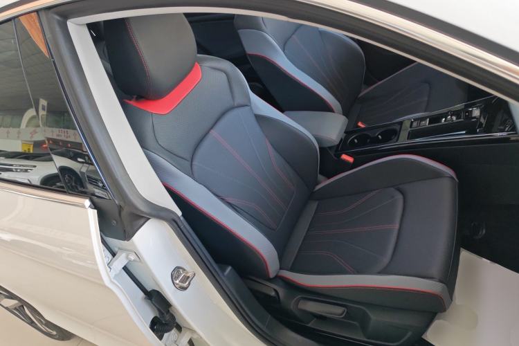 Used Volkswagen Lamando 2024 Lavida L 280TSI DSG Cool & Spicy Edition
