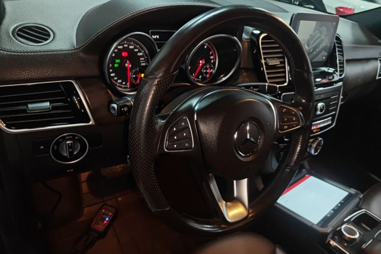 Used Mercedes-Benz GLE 2017 GLE 320 4MATIC Dynamic Model
