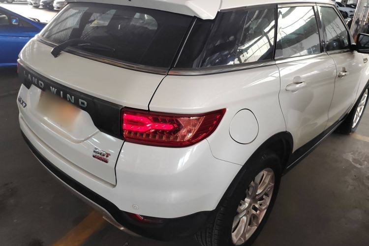 Used Land X7 2015 2.0T Panoramic Prestige Edition
