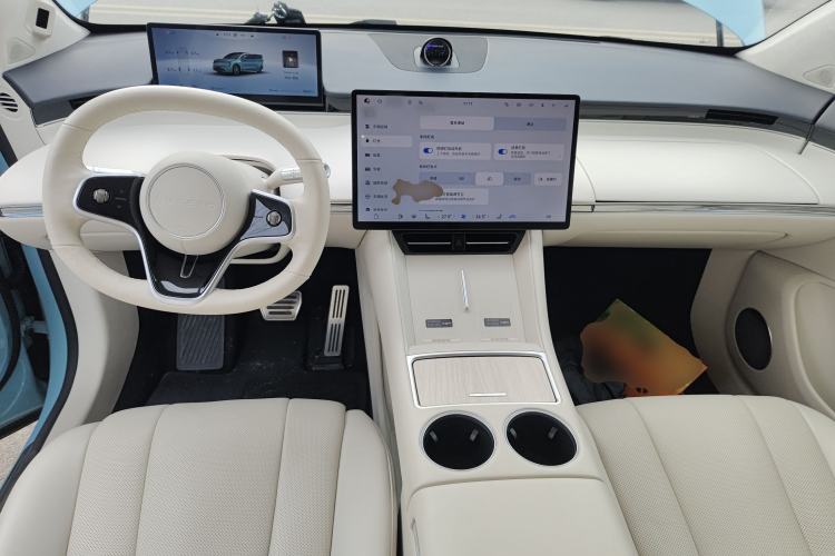 Used Hima Luxeed R7 2025 Range-Extended Version 251 km Max
