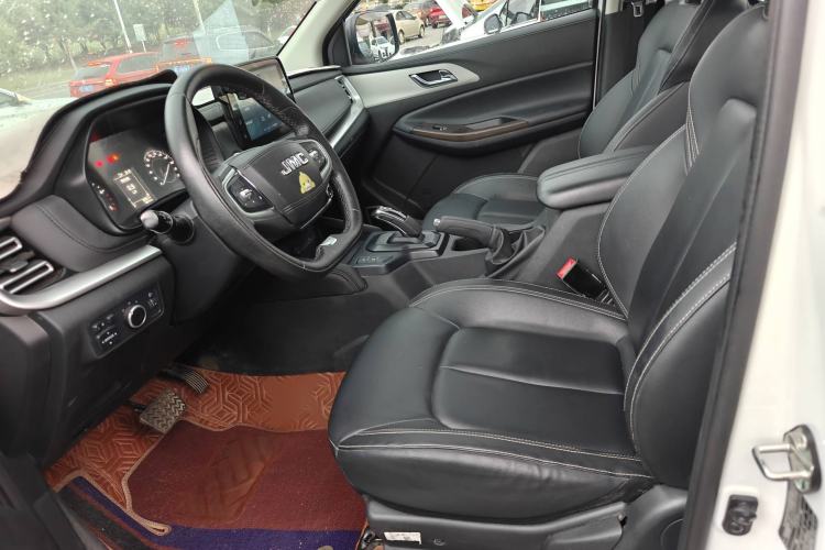 Used JMC Yuhu 7 2023 2.0T Automatic Diesel 4x4 Comfort Plus Long Wheelbase
