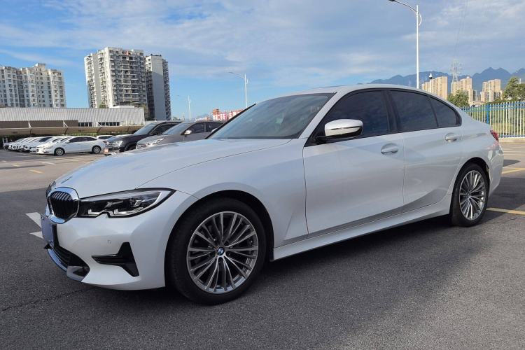 Used BMW 3 Series 2021 320i Sport Package
