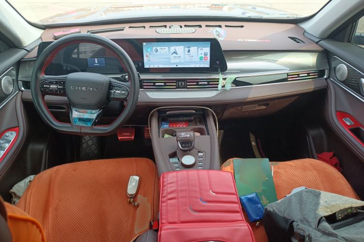 Used Chery Tiggo 8 PRO 2024 Champion Edition 390T Two-Wheel Drive Peak Version 5 Seats
