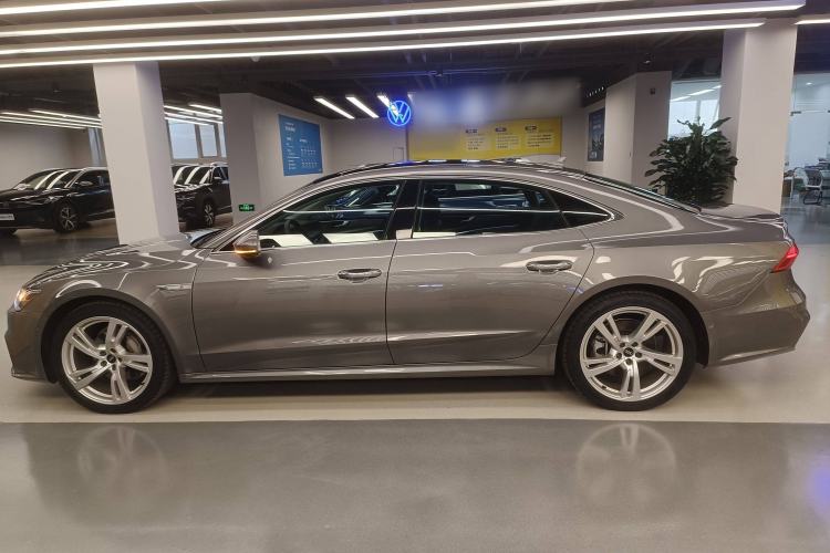 Used Audi A7L 2022 45 TFSI quattro S-line Visionary Crystal Package
