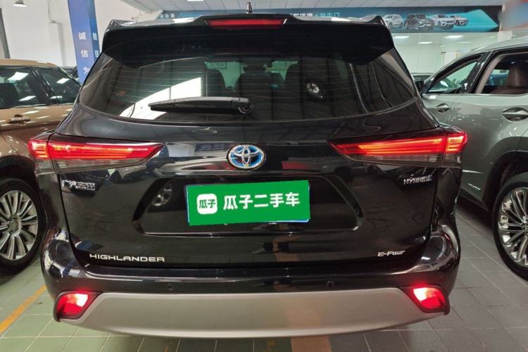 Used Toyota Highlander 2023 2.5L Smart Electric Hybrid Dual-Motor All-Wheel-Drive Luxury 7-Seater
