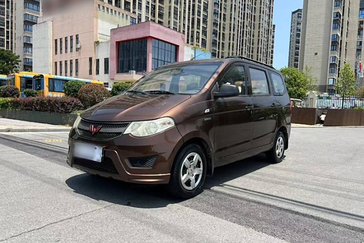 Used Wuling Hongguang 2015 1.5L S Base Model China IV
