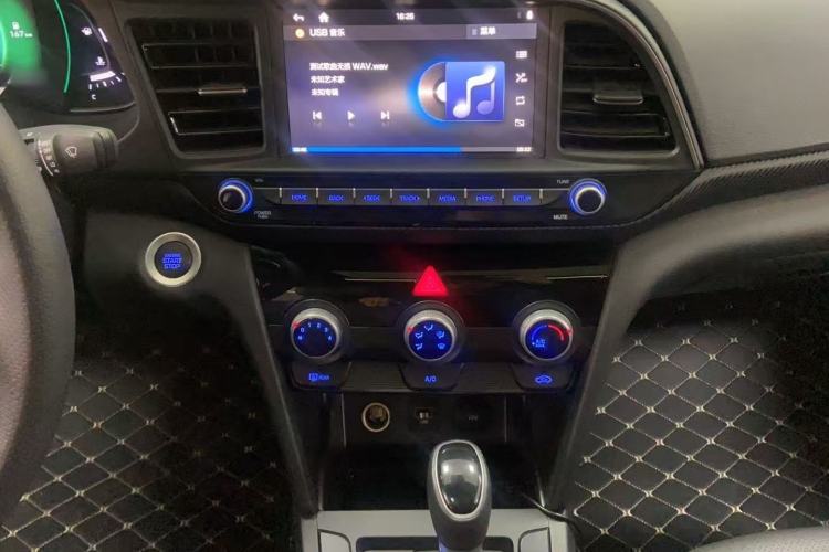 Used Hyundai Elantra 2020 1.4T Dual-Clutch Xuan Dong · Dynamic Version
