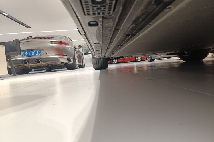 Used  YU7 2025 Ultra-Long Range All-Wheel Drive Pro Version
