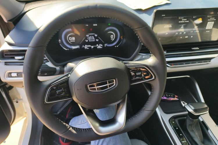 Used Geely Auto Emgrand 2022 4th Generation 1.5L CVT Flagship Model
