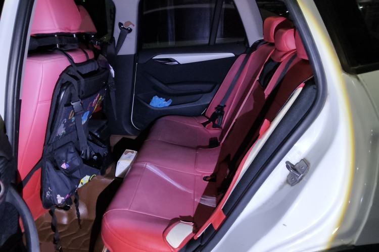 Used BMW X1 2013 sDrive18i Fashion Model
