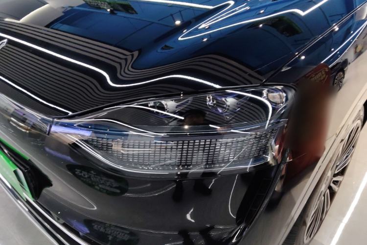 Used Hima AITO M9 2025 Extended-Range Ultra Version 52 kWh 6-Seater
