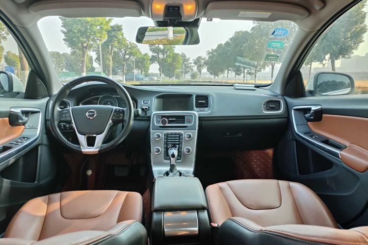 Used Volvo S60 2019 S60L Facelift T5 Intelligent Advanced Edition
