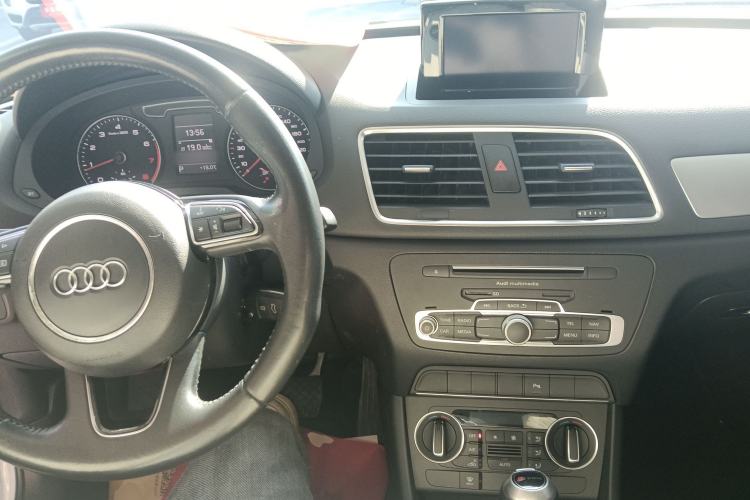 Used Audi Q3 2017 30 TFSI Fashion Model