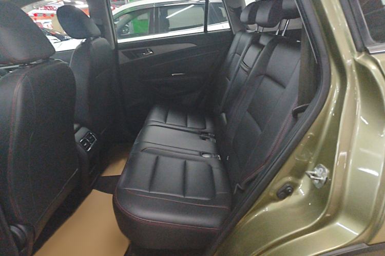 Used Changan CS75 2017 Shangkui Edition 1.5T Manual Fengxiang Model
